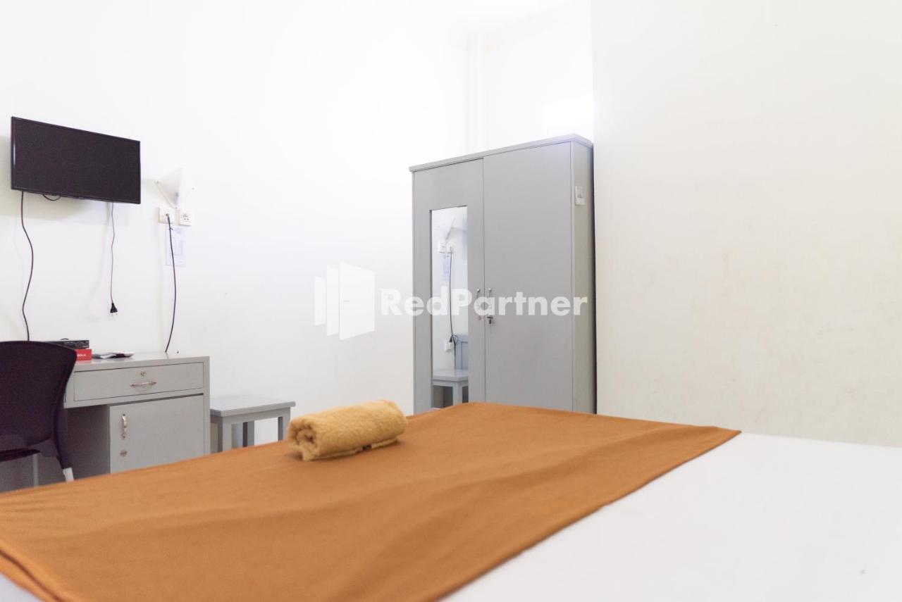 Wisma Aini Syariah Mitra Reddoorz Bandar Lampung Extérieur photo