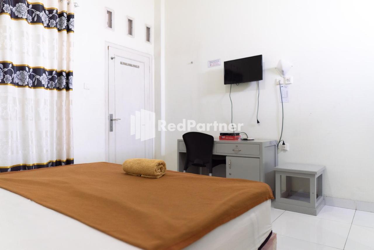 Wisma Aini Syariah Mitra Reddoorz Bandar Lampung Extérieur photo
