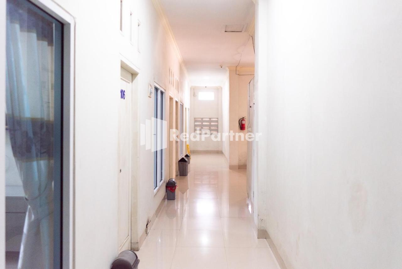 Wisma Aini Syariah Mitra Reddoorz Bandar Lampung Extérieur photo