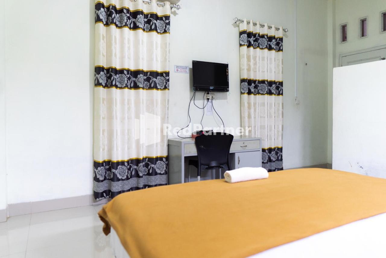Wisma Aini Syariah Mitra Reddoorz Bandar Lampung Extérieur photo