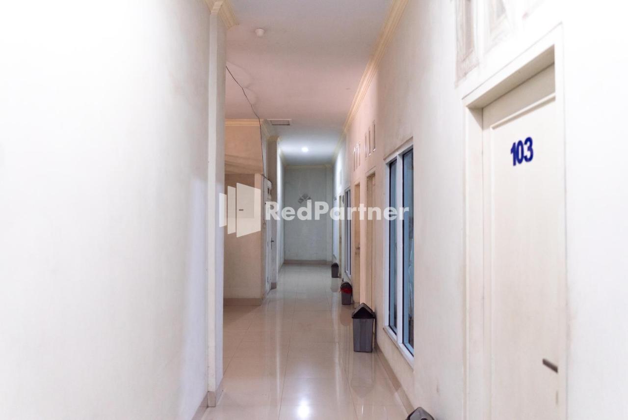 Wisma Aini Syariah Mitra Reddoorz Bandar Lampung Extérieur photo