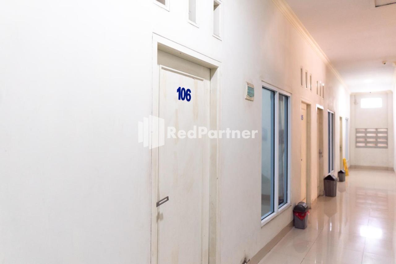Wisma Aini Syariah Mitra Reddoorz Bandar Lampung Extérieur photo