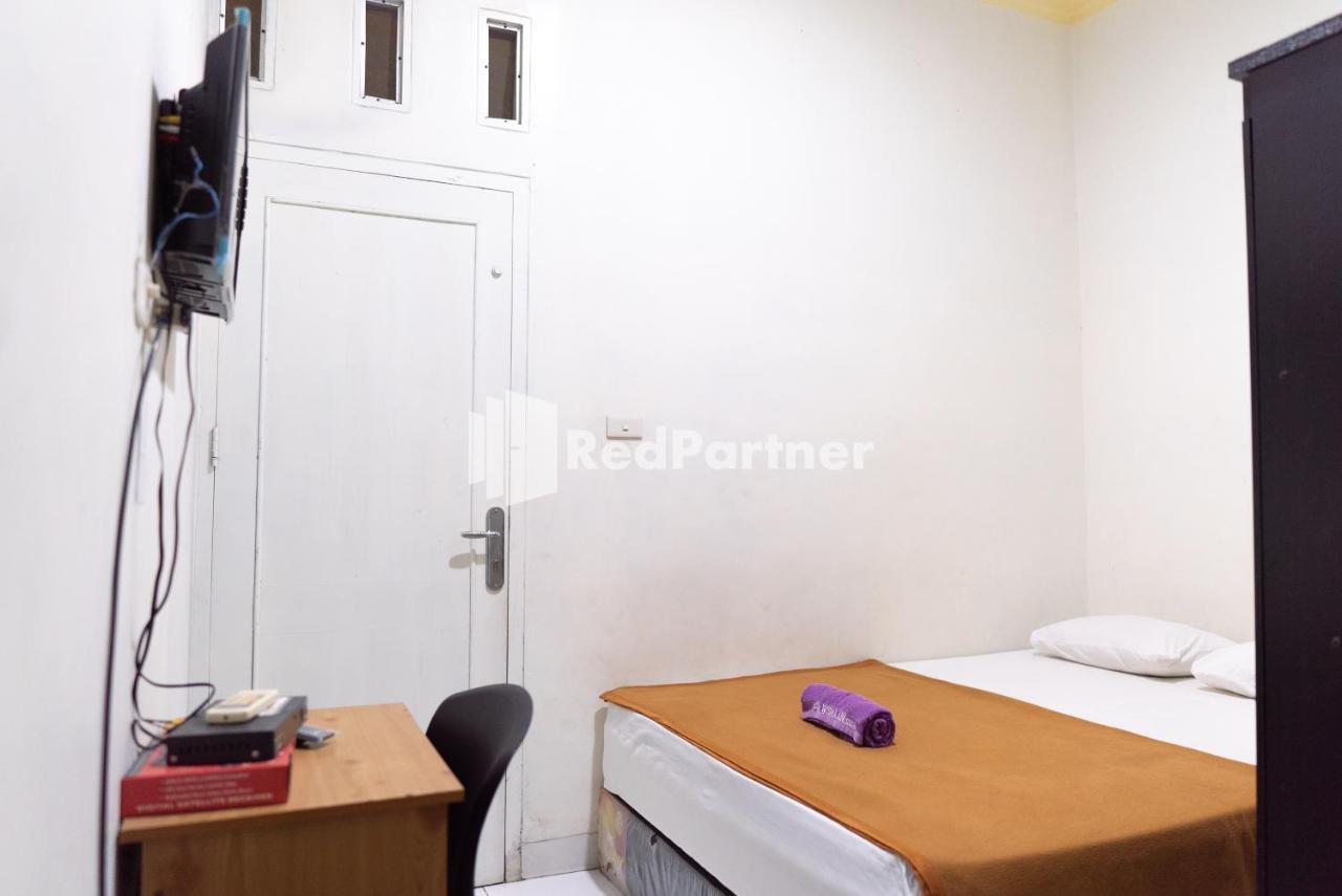 Wisma Aini Syariah Mitra Reddoorz Bandar Lampung Extérieur photo